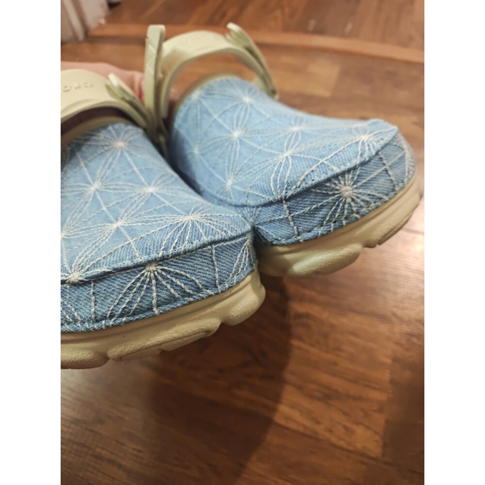 Crocs X Levis All-Terrain Clogs Light Wash Denim Men's 8 - Women's 10 Unisex - Picture 7 of 10